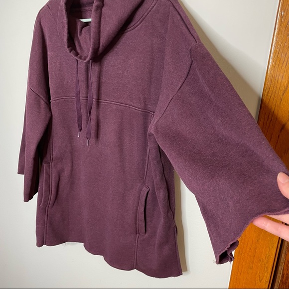 UGG Maroon Cowl Neck Pullover Sweatshirt 3/4 Sleeves Size XL - Picture 7 of 10